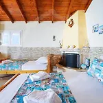 Avgoustos House